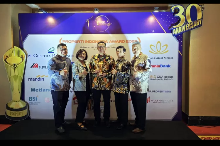 GNA Group dinobatkan sebagai The Emerging Mid Scale Housing Developer di Sub Kategori: Rising Star Developer dalam ajang penghargaan Properti Indonesia Award 2023