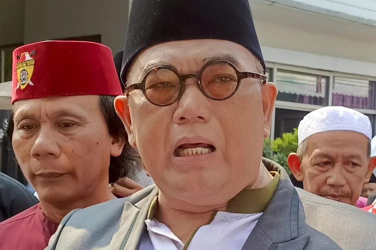 Ketua YPI As Saadah Drs Munir Arsyat