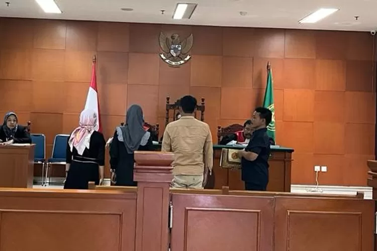 sidang kasus mertua akibat laporan menantu di Pengadilan Negeri Jakarta Timur