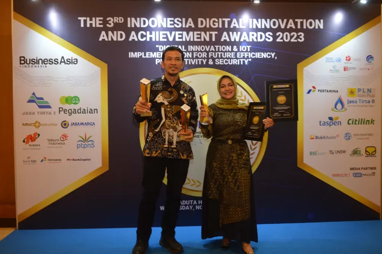 Majalah Business in Asia selaku penyelenggara IDIA Awards 2023 menganugerahkan tiga penghargaan  kepada Dirut PLN  (istimewa )