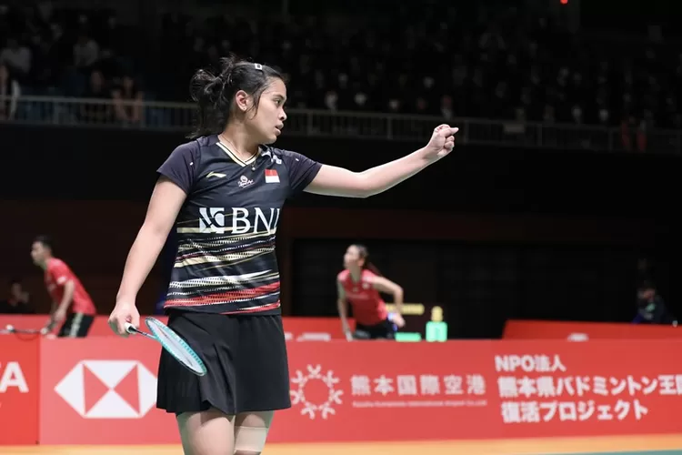 Gregoria Mariska Tunjung mengepalkan tangannya menantang Chen Yu Fei di final Kumamoto Masters Japan 2023.