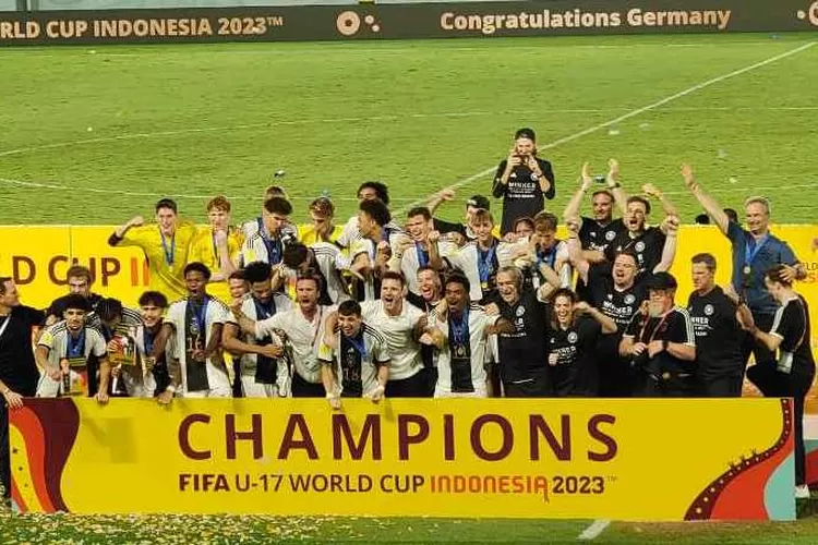 Jerman juara Piala Dunia U-17 usai kalahkan Perancis di final Piala Dunia U-17  di Stadion Manahan Solo (Endang Kusumastuti)