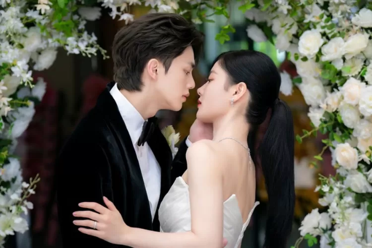 Drama Korea My Demon Episode 6 Raih Rating Tinggi dengan Adegan Ciuman Pertama Song Kang dan Kim Yoo Jung ( Foto: twitter/@Seunggimylove)