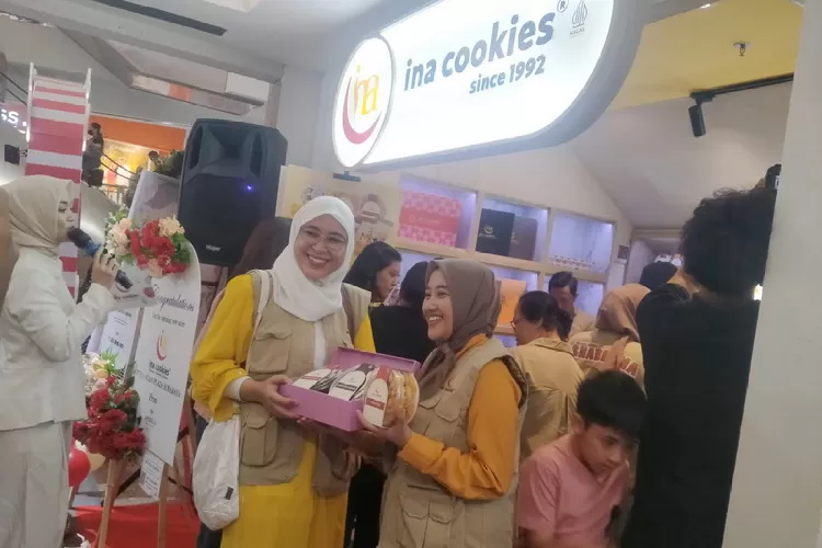Store baru Ina Cookies yang dibuka di Tunjungan Plaza 1 Atrium Lt LG Surabaya