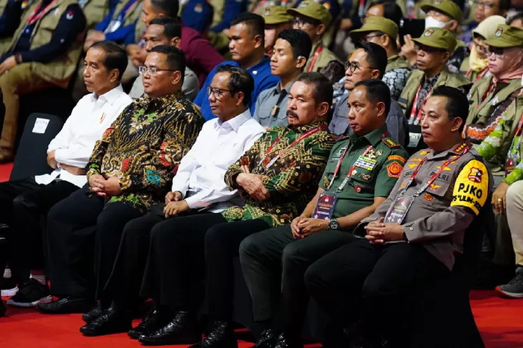 Panglima TNI hadiri Rapat Konsolidasi Nasional Kesiapan Pemilu 2024 yang Dipimpin Presiden RI. Foto: Puspen TNI