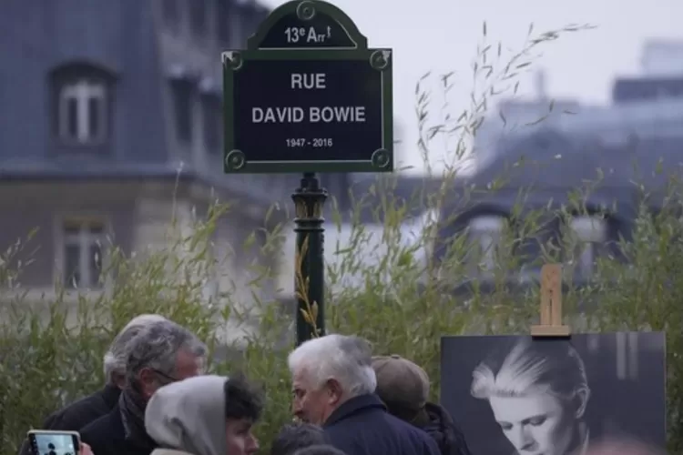 David Bowie, Musisi Rock ikonik, Namanya Diabadikan sebagai Jalan di Paris (G. Windarto/Ist.)