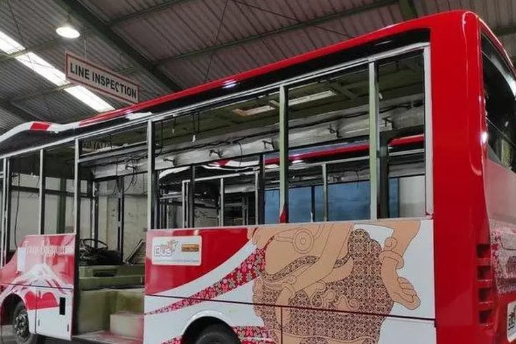 Bus yang akan layani masyarakat di permukiman.