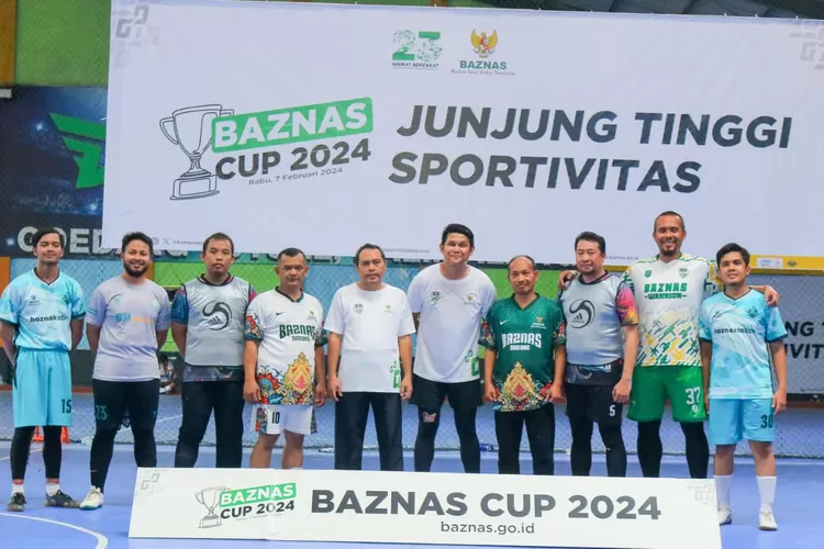 Pimpinan Baznas KH Achmad Sudrajat membuka turnamen Futsal Baznas Cup, Rabu (7/2/2024). Tampil  dalam event  tersebut belasan tim LAZ di lingkugan  Jabodetabek.