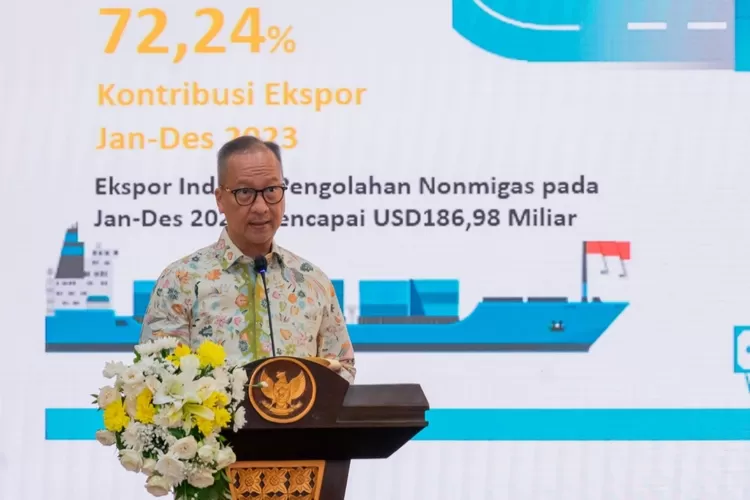 Menteri Perindustrian (Menperin) Agus Gumiwang Kartasasmita (AGK) menyebut produk manufaktur tetap didgaya meendominasi capaian ekspor nasional (AG Sofyan)