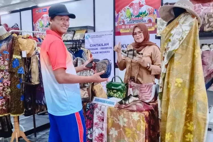 Karya Oktavirasa turut memeriahkan perayaan HUT ke-78 Provinsi Jawa Tengah di GOR Adhi Karsa, Kabupaten Brebes.