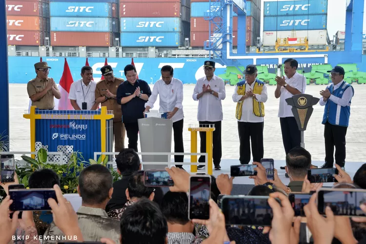 Presiden Jokowi resmikan Makassar New Port, Kamis (22/2/2024)