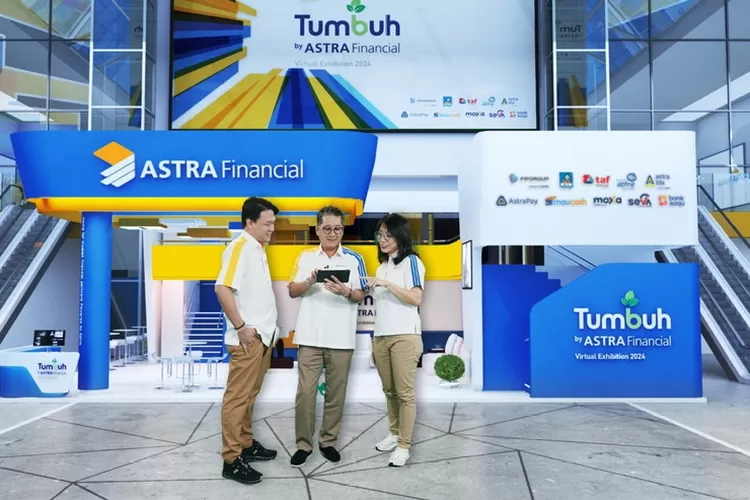 Suasana pameran virtual TUMBUH pertama Astra Financial