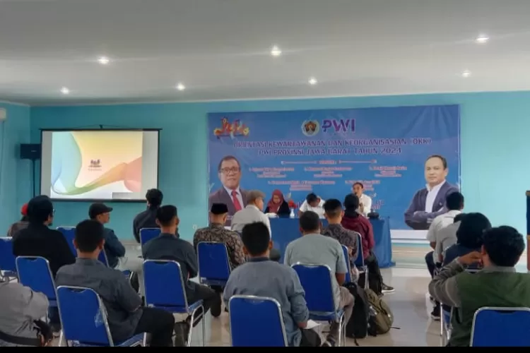 kegiatan Orientasi Kewartawanan dan Keorganisasian (OKK) Perdana di Tahun 2024, di Aula PWI Jawa Barat, Jalan Wartawan II No 23, Kota Bandung, Kamis, 7 Maret 2024.