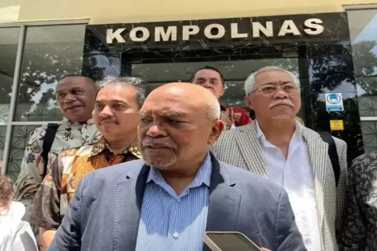Tim Pengacara TPDI dan Perekat Nusantara Laporkan Bareskrim ke Kompolnas RI  (Istimewa )