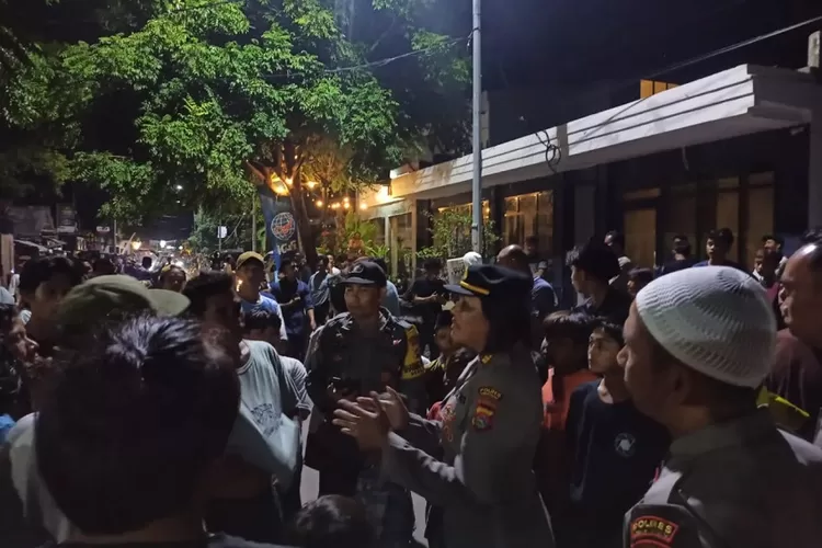 Polisi LOmbok Tengah bubarkan aksi balap liar di Mandalika. (Suara Karya/Ist)