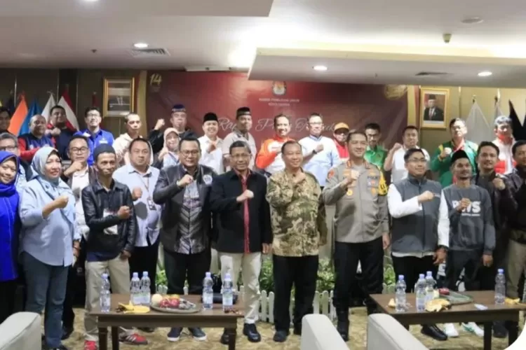 Rapat Rekapitulasi Hasil Penghitungan suara Oleh KPU Kota Depok (IG Sektretariat DPRD Kota Depok)