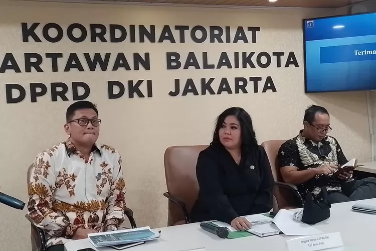 Kepala Biro Perekonomian dan Keuangan Sekretariat Daerah (Setda) Provinsi DKI Jakarta Mochamad Abbas (paling kiri) saat dialog dengan Balkoters,Kamis (28/3/2024).