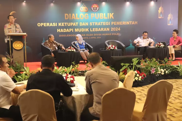 Dialog Publik 'Operasi Ketupat dan Strategi Pemerintah Hadapi Mudik Lebaran 2024