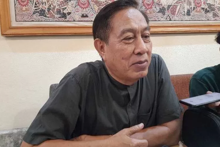 Ketua DPD PAN Kota Solo, Achmad Sapari (Endang Kusumastuti)