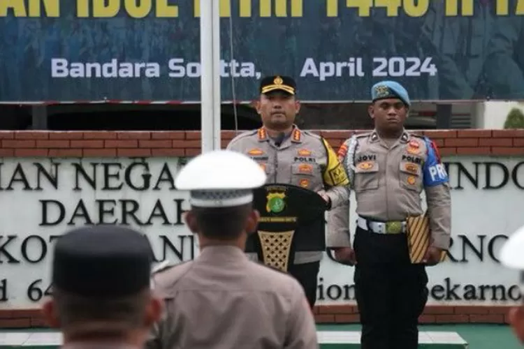 Kapolresta Bandara Soekarno-Hatta Kombes Roberto Pasaribu pimpin Apel. Ia memastikan seluruh personel hari ini sudah tersebar untuk mengamankan arus mudik lebaran (Istimewa )
