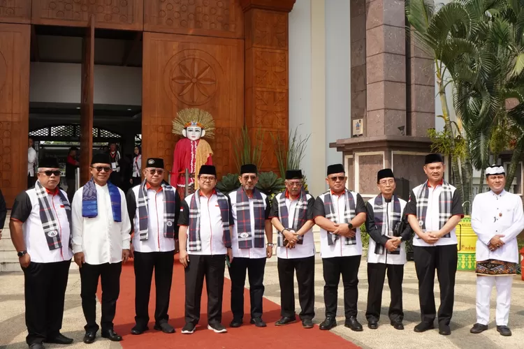 HUT ke 23 Forkabi dihadiri sejumlah tokoh Betawi, Ketua Umum Forkabi M Ihsan mengharapkan agar semua pihak  berperan  mewujudkan Indonesia Emas 2045. .
