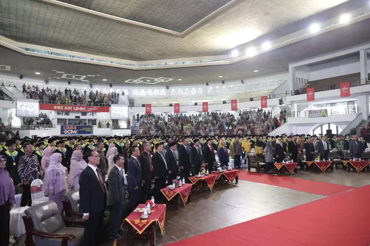Malang (BPH UMM)  hadiri Sidang Senat Terbuka Wisuda UMM ke-113 Tahun 2024, di UMM Dome, Kota Malang
