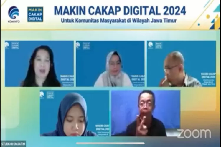 Kementrian Kominfo RI menyelenggarakan webinar #MakinCakapDigital2024 untuk segmen komunitas di wilayah Kabupaten Blitar, Jawa Timur bertema: Etika Bebas Berpendapat di Dunia Digital. (Istimewa )