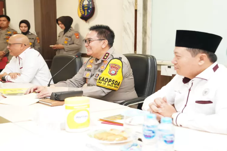 Kapolda Riau Irjen M Iqbal menerima  Komisi Kepolisian Nasional (Kompolnas) yang melakukan kunjungan kerja di Polda Riau dalam rangka pemantauan persiapan pengamanan Pilkada 2024.  (Istimewa )