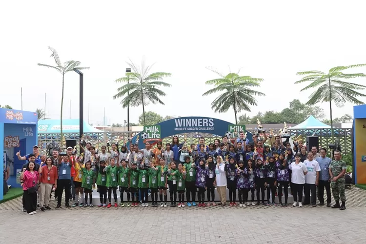 Juara, runner-up, dan semifinalis KU 12 MilkLife Soccer Challenge &ndash; Tangerang Series 1 2024.