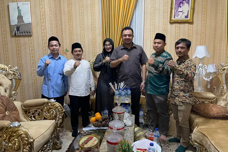 Ketua GP Ansor Depok bersilaturahmi di kediaman Ketua DPD Golkar Depok Farabi A Rafiq (Ist)