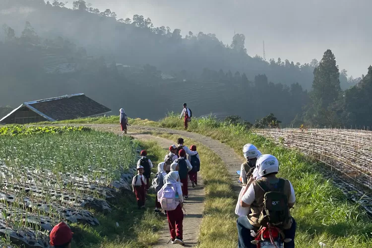 Cerita PNM Membangun Asa Warga Desa Nepal Van Java