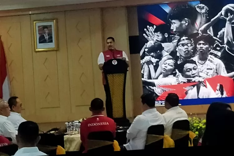 Menpora RI Dito Ariotedjo memastikan Pemerintah bakal memberikan beasiswa untuk atlet pelajar peraih medali emas, perak, dan perunggu di Asean Schools Games (ASG) 2024 di Da Nang, Vietnam, termasuk pelatih dan ofisial (AG Sofyan)