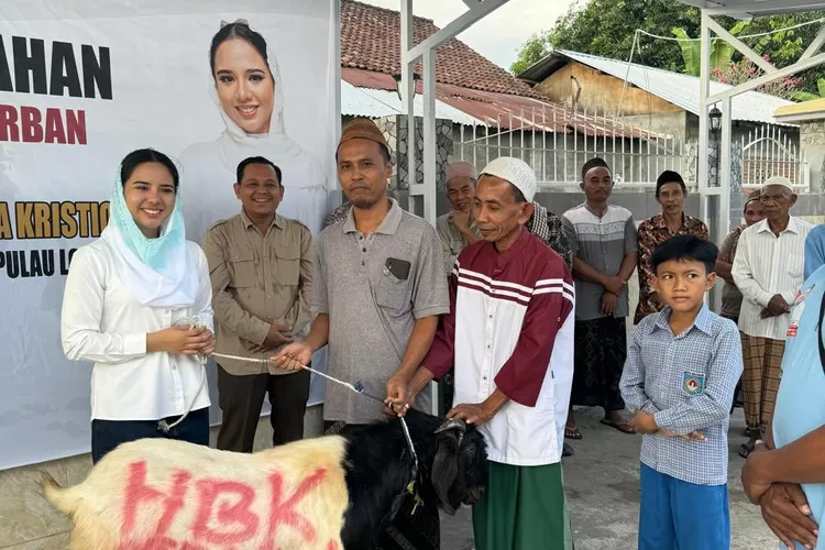 Rannya dan HBK Peduli serahkan hewan kurban untuk masyarakat Pulau Lombok 