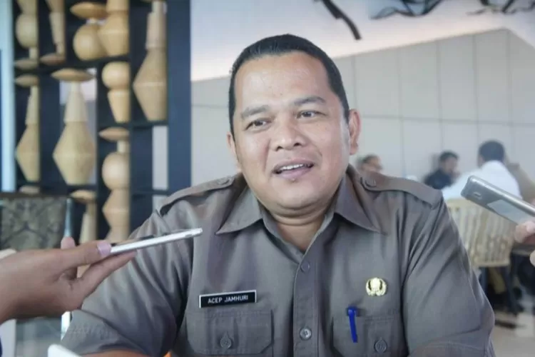 Profil Dan Jejak Karier Acep Jamhuri Calon Bupati Karawang Yang Sarat