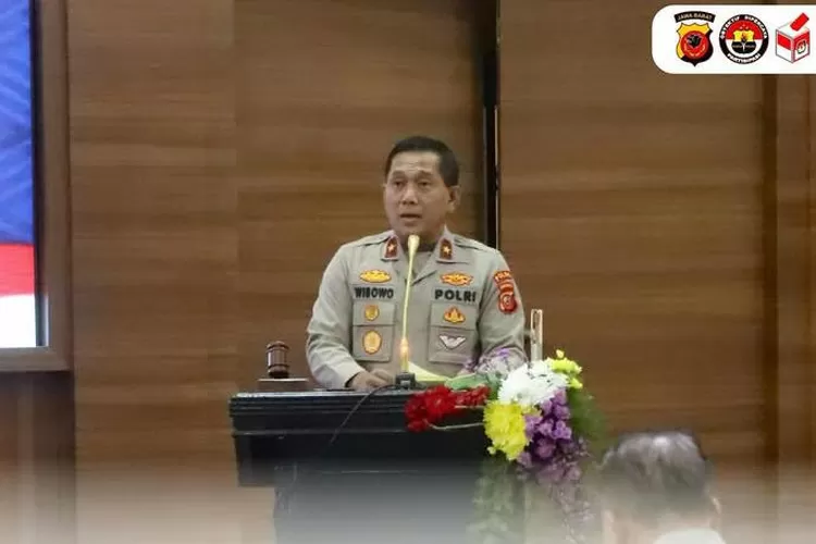 Polda Jabar siap mengamankan perayaan natal 2024 dan Tahun Baru 2025 dengan menggelar Latihan Pra Operasi (Lat Pra Ops) Lilin Lodaya Tahun 2024 dilaksanakan sebagai bagian dari persiapan pengamanan perayaan Natal 2024 dan Tahun Baru 2025. (foto: humas).