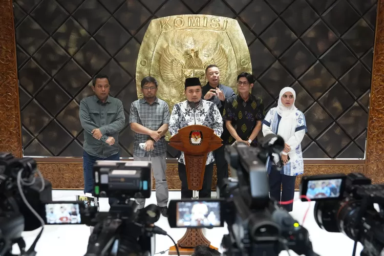 KPU menyampaikan terima kasih yang sebesar-besarnya kepada seluruh rakyat Indonesia, khususnya para pemilih yang telah berpartisipasi menggunakan hak suaranya di TPS, (foto: KPU).