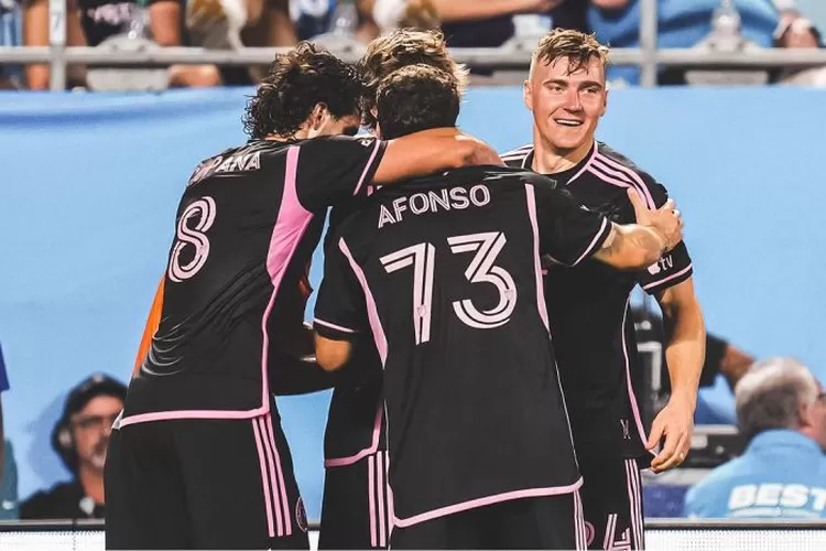 Foto selebrasi para pemain Inter Miami setelah mencetak gol kedua ke gawang Charlotte FC (Sumber: Muhammad Khayrul Anwar / Indonewstoday.com / Instagram @intermiamicf)