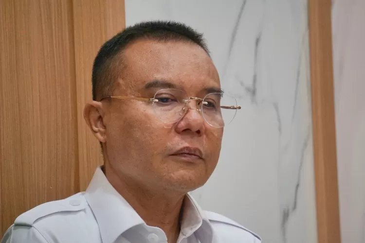 KETUA Harian DPP Partai Gerindra Bantah Tegas Soal Susunan Kabinet ...