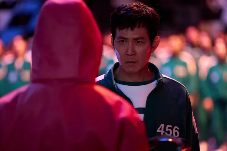 Potongan adegan di film Squid Game 2 yang semakin tegang dan keras.