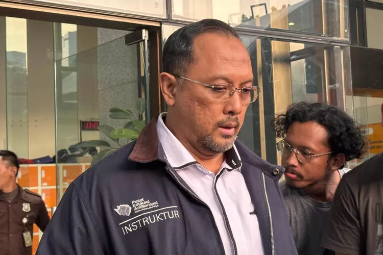 Nama Firli Bahuri disebut dalam kasus Harun Masiku dan Hasto. KPK buka suara soal penyidikan dan dugaan perannya. (Net / HukamaNews.com)