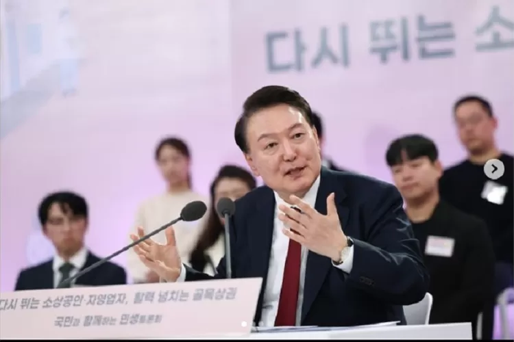 Presiden Yoon Suk Yeol  Darurat militer yang diberlakukan di Korea Selatan hanya dalam jangka waktu enam jam itu memicu kekacauan. (Instagram.com @sukyeol.yoon)