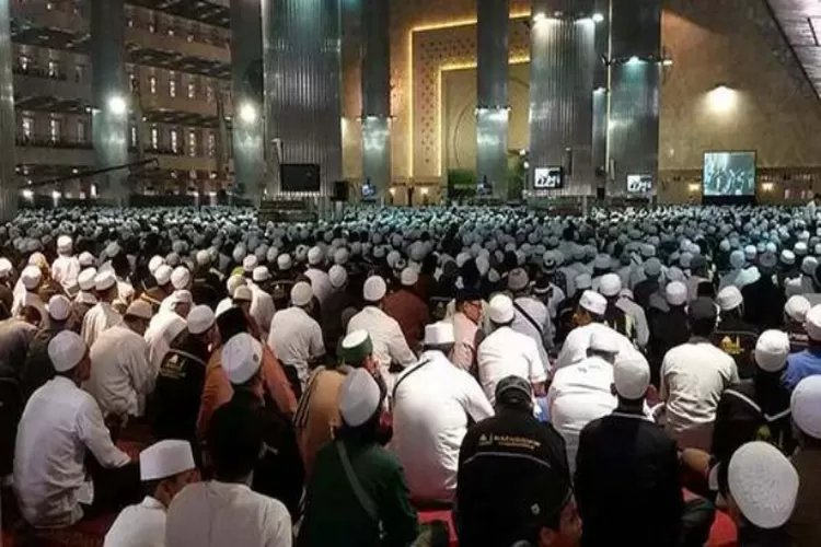 27 Maret 2024: Keutamaan Menjalankan Sholat Tarawih di Malam ke-16 Ramadhan 1445 H (Pinterest)