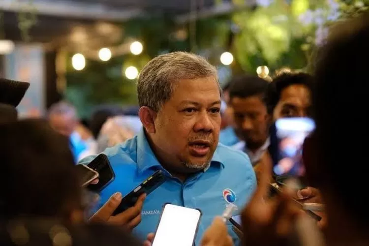 Ajak Masyarakat Pilih Jalan Tengah dan Rekonsiliasi, Fahri Hamzah: Tinggalkan Kepingan Kemarahan dan Kekecewaan