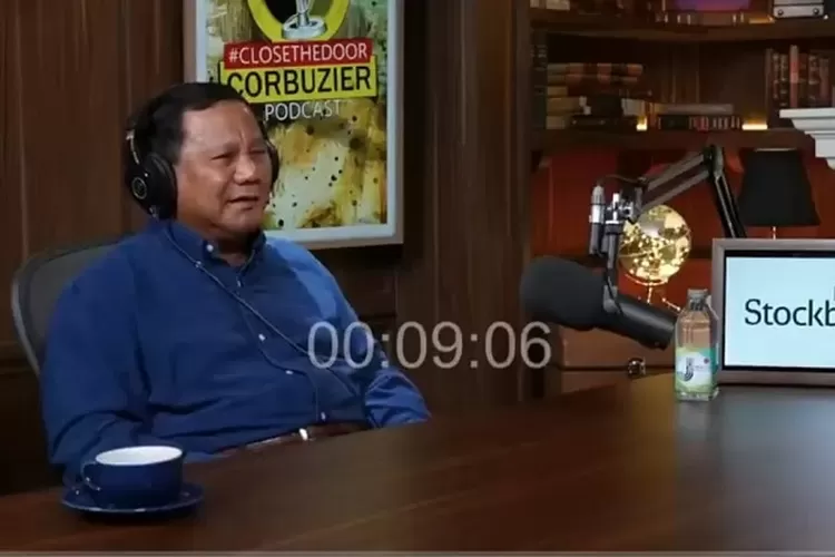 Cerita Prabowo Takjub Dipanggil 'Pak Gemoy' oleh Anak-anak Kecil Saat Keliling Daerah (tangkapan layar YouTube Deddy Corbuzier)