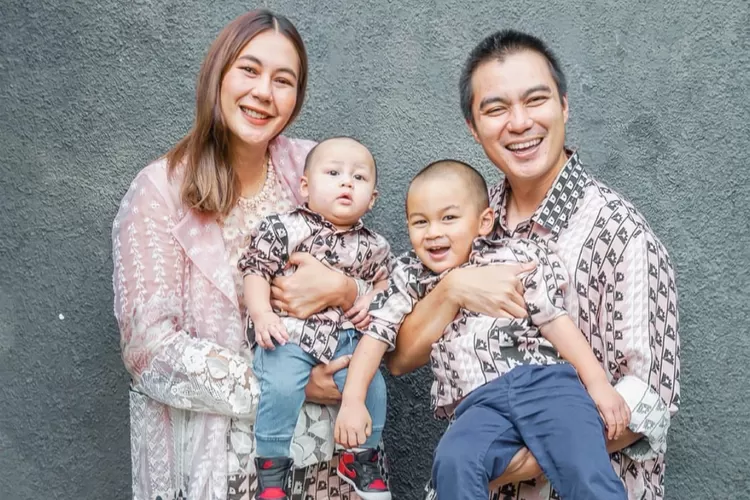 Potret keluarga Baim Wong dan Paula Verhoeven sebelum berpisah  (instagram.com/paulaverhoeven)