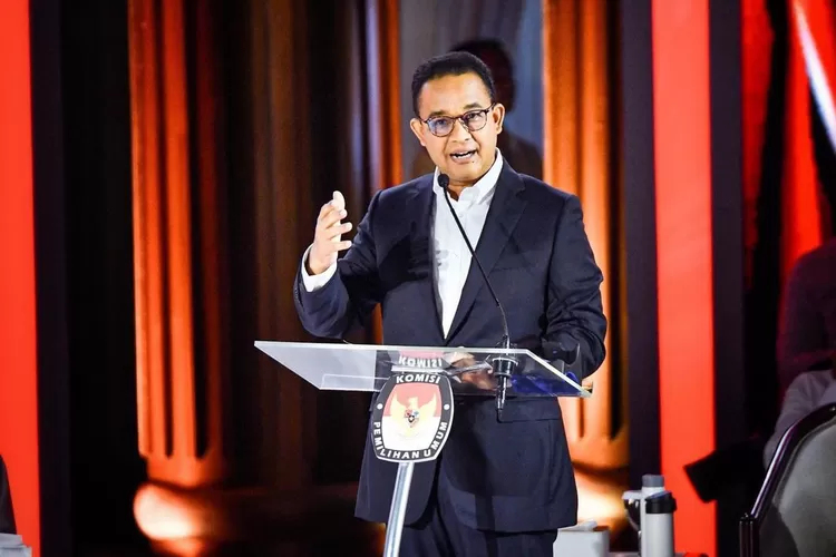 Debat ketat antara Anies dan Prabowo terkait anggaran Pertahanan. Klarifikasi Timnas AMIN sementara mengurai ketidakakuratan data. (Instagram @aniesbaswedan / JakartaInsider.id)