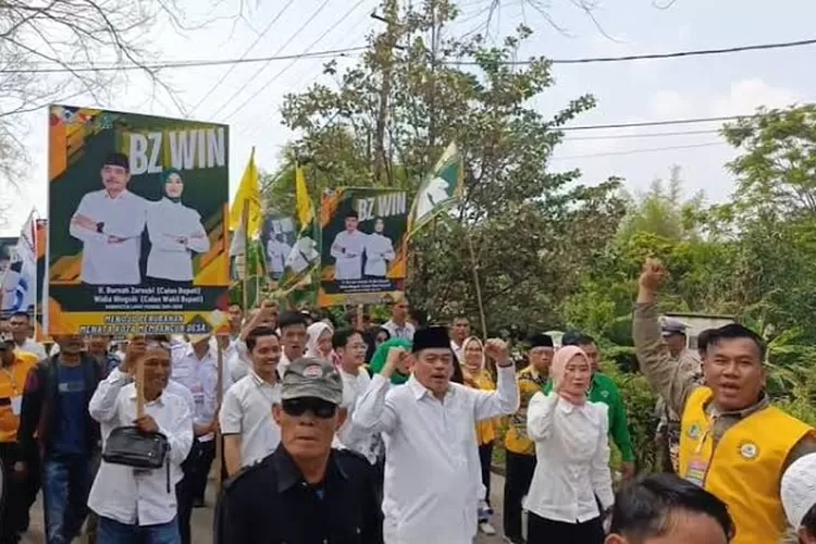 Dalam Waktu 5 Tahun, Bursah Zarnubi Targetkan 25 Ribu Lapangan Pekerjaan Untuk Masyarakat Lahat (frekuensinews.com)