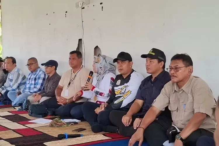 DPRD Banjarbaru Mediasi Sengketa Lahan Antara Warga Transmigran dan TNI AD (Frekuensinews )