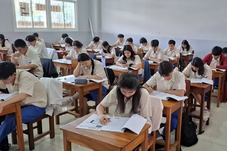 Latihan Soal TKA SMA 2025 Resmi Dirilis untuk Mapel Matematika dan Bahasa Indonesia (Frekuensinews )
