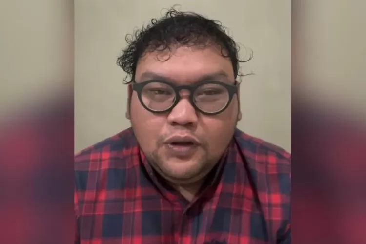 Video Klarifikasi Fico Fachriza Soal Dugaan Penipuan Picu Komentar Pedas dari Deddy Corbuzier. (Foto/Tangkap Layar IG @ficofachriza.)